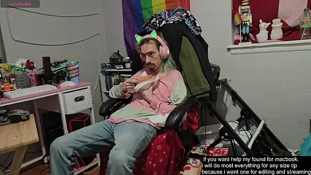 tallnerdyguy online show from 19, 9, 2025