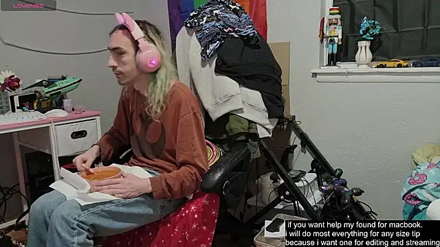 tallnerdyguy online show from 1, 12, 2025