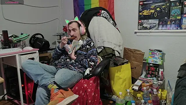 Snapshot of tallnerdyguy chatting on 3, 5, 2026 tallnerdyguy online show from 3, 5, 2026