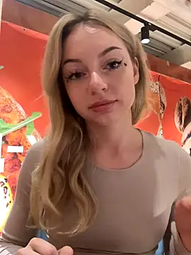 Snapshot of melissa_grr chatting on 2, 12, 2024 melissa grr online show from 2, 12, 2024