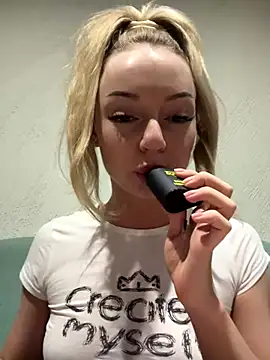 Snapshot of melissa_grr chatting on 3, 12, 2024 melissa grr online show from 3, 12, 2024