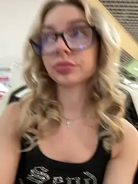 Snapshot of melissa_grr chatting on 28, 12, 2024 melissa grr online show from 28, 12, 2024