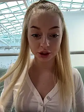 Snapshot of melissa_grr chatting on 2, 2, 2025 melissa grr online show from 2, 2, 2025