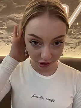 Snapshot of melissa_grr chatting on 14, 2, 2025 melissa grr online show from 14, 2, 2025