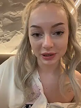 Snapshot of melissa_grr chatting on 23, 2, 2025 melissa grr online show from 23, 2, 2025