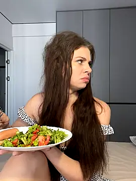 CurlyLara online show from 28, 9, 2025