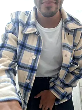 Snapshot of joelcallvil chatting on 15, 2, 2025 joelcallvil online show from 15, 2, 2025