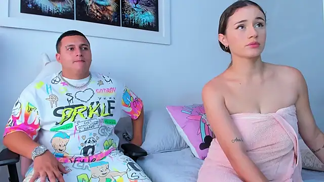 Snapshot of naughtyloverss chatting on 28, 12, 2024 naughtyloverss online show from 28, 12, 2024