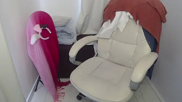 Snapshot of Abby_Halliwey chatting on 9, 12, 2024 Abby Halliwey online show from 9, 12, 2024