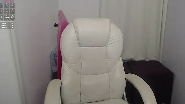 Snapshot of Abby_Halliwey chatting on 15, 2, 2025 Abby Halliwey online show from 15, 2, 2025