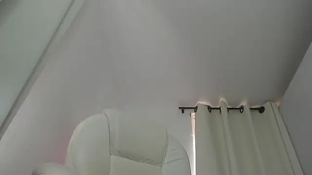 Snapshot of Abby_Halliwey chatting on 24, 2, 2025 Abby Halliwey online show from 24, 2, 2025