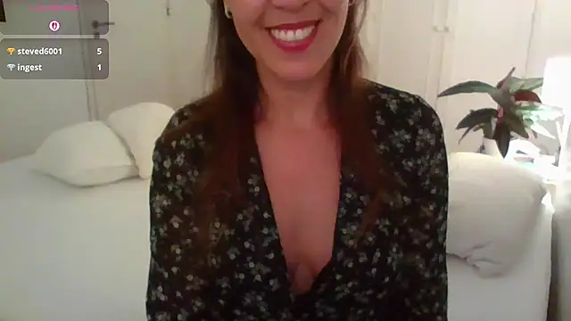 yournextdoorhottie online show from 10, 5, 2026