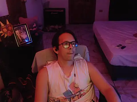 Snapshot of Pit_xxz chatting on 4, 12, 2025 Pit xxz online show from 4, 12, 2025