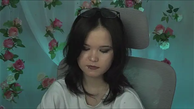 Elainebeness online show from 7, 2, 2025