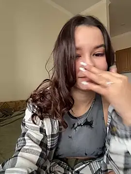 Snapshot of PoppyRobinson chatting on 8, 12, 2024 PoppyRobinson online show from 8, 12, 2024