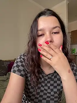 Snapshot of PoppyRobinson chatting on 12, 12, 2024 PoppyRobinson online show from 12, 12, 2024