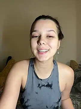 Snapshot of PoppyRobinson chatting on 6, 1, 2025 PoppyRobinson online show from 6, 1, 2025