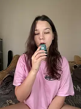 Snapshot of PoppyRobinson chatting on 7, 1, 2025 PoppyRobinson online show from 7, 1, 2025