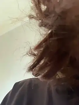 Snapshot of PoppyRobinson chatting on 16, 1, 2025 PoppyRobinson online show from 16, 1, 2025