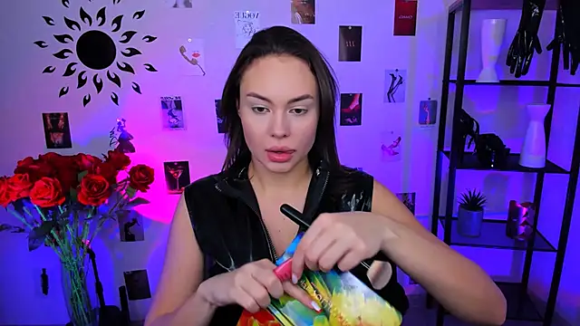 JaneWyatt online show from 14, 3, 2025