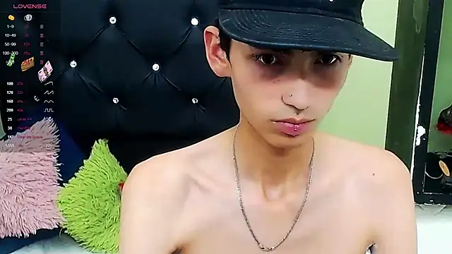 Snapshot of ttimy_x_boy chatting on 21, 1, 2025 ttimy x boy online show from 21, 1, 2025