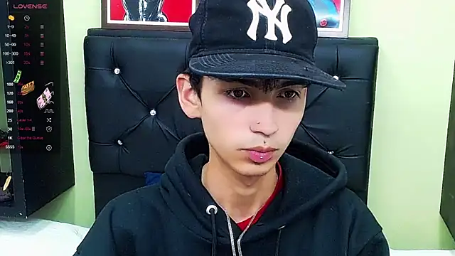 Snapshot of ttimy_x_boy chatting on 22, 1, 2025 ttimy x boy online show from 22, 1, 2025