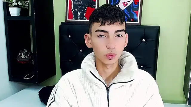 Snapshot of ttimy_x_boy chatting on 31, 1, 2025 ttimy x boy online show from 31, 1, 2025