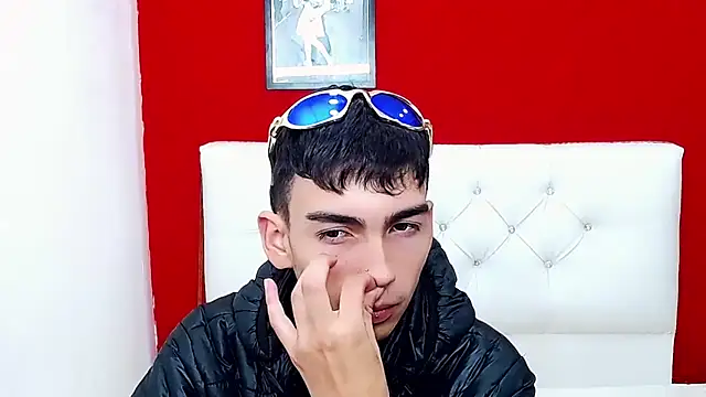 Snapshot of ttimy_x_boy chatting on 6, 2, 2025 ttimy x boy online show from 6, 2, 2025