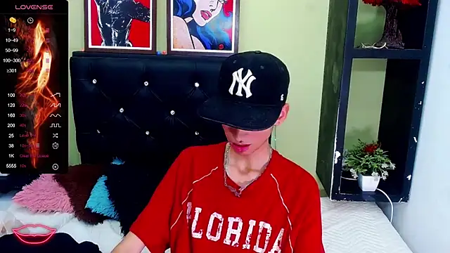 Snapshot of ttimy_x_boy chatting on 22, 2, 2025 ttimy x boy online show from 22, 2, 2025