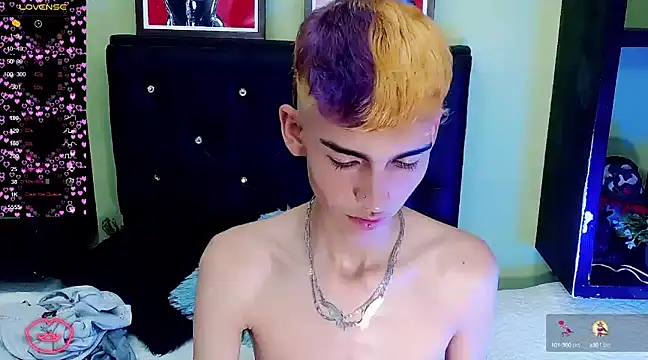 Snapshot of ttimy_x_boy chatting on 6, 3, 2025 ttimy x boy online show from 6, 3, 2025