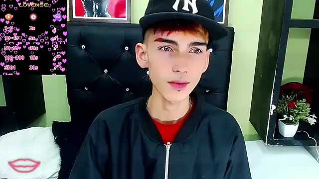 Snapshot of ttimy_x_boy chatting on 11, 3, 2025 ttimy x boy online show from 11, 3, 2025