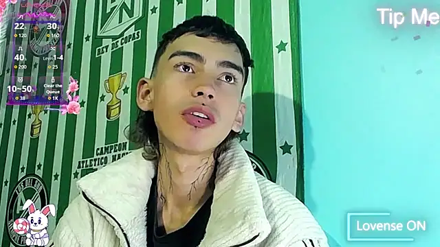 Snapshot of ttimy_x_boy chatting on 30, 11, 2025 ttimy x boy online show from 30, 11, 2025