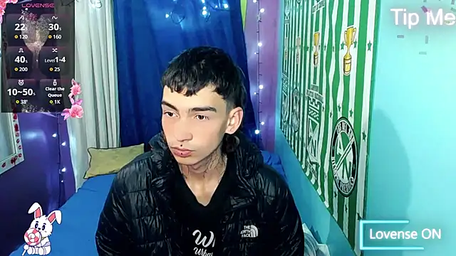 Snapshot of ttimy_x_boy chatting on 5, 12, 2025 ttimy x boy online show from 5, 12, 2025