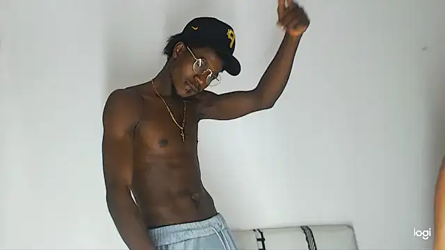 Snapshot of logannth chatting on 31, 1, 2025 logannth online show from 31, 1, 2025