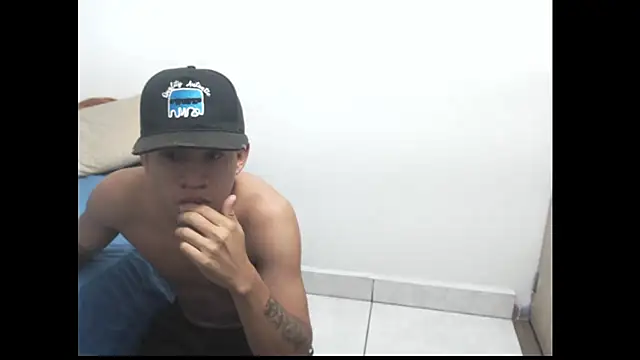 Snapshot of logannth chatting on 14, 10, 2025 logannth online show from 14, 10, 2025