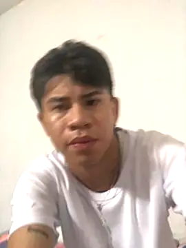 Snapshot of logannth chatting on 14, 12, 2025 logannth online show from 14, 12, 2025