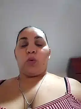 Snapshot of MirandaSoto chatting on 20, 2, 2025 MirandaSoto online show from 20, 2, 2025