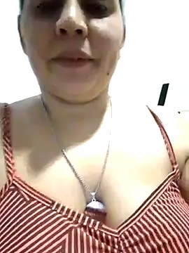 Snapshot of MirandaSoto chatting on 26, 2, 2025 MirandaSoto online show from 26, 2, 2025