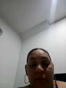 Snapshot of MirandaSoto chatting on 14, 9, 2025 MirandaSoto online show from 14, 9, 2025