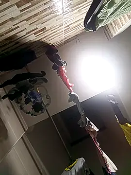 Snapshot of MirandaSoto chatting on 19, 11, 2025 MirandaSoto online show from 19, 11, 2025