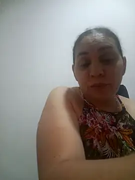 Snapshot of MirandaSoto chatting on 4, 12, 2025 MirandaSoto online show from 4, 12, 2025