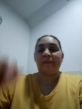 MirandaSoto online show from 2, 4, 2026