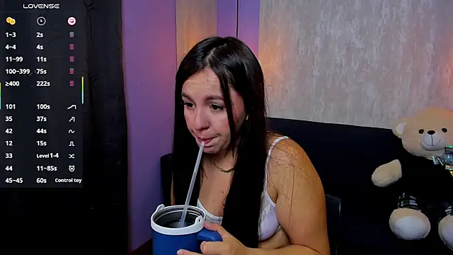 carlota petite online show from 6, 11, 2025