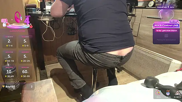 misteryman1956 online show from 8, 4, 2026