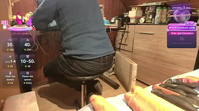 misteryman1956 online show from 27, 4, 2026