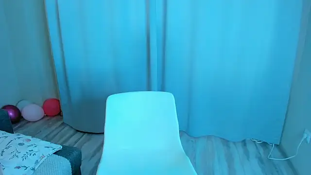 Mimi Mira online show from 30, 7, 2026