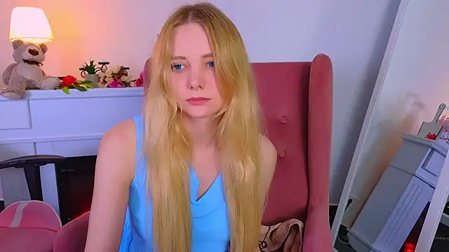 Snapshot of MirraBellanta chatting on 21, 2, 2025 MirraBellanta online show from 21, 2, 2025