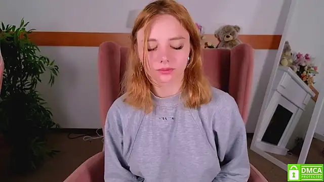 Snapshot of MirraBellanta chatting on 27, 10, 2025 MirraBellanta online show from 27, 10, 2025