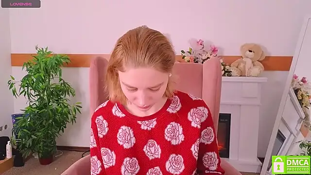 Snapshot of MirraBellanta chatting on 24, 11, 2025 MirraBellanta online show from 24, 11, 2025