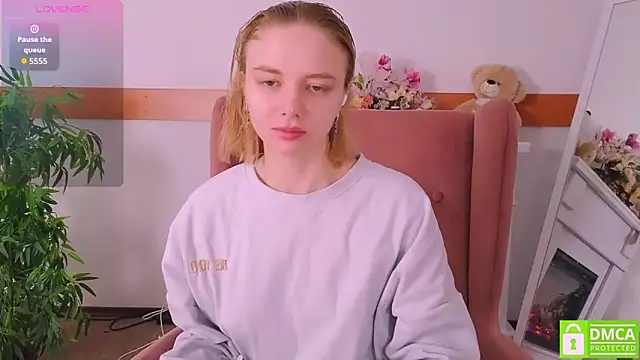 Snapshot of MirraBellanta chatting on 30, 11, 2025 MirraBellanta online show from 30, 11, 2025